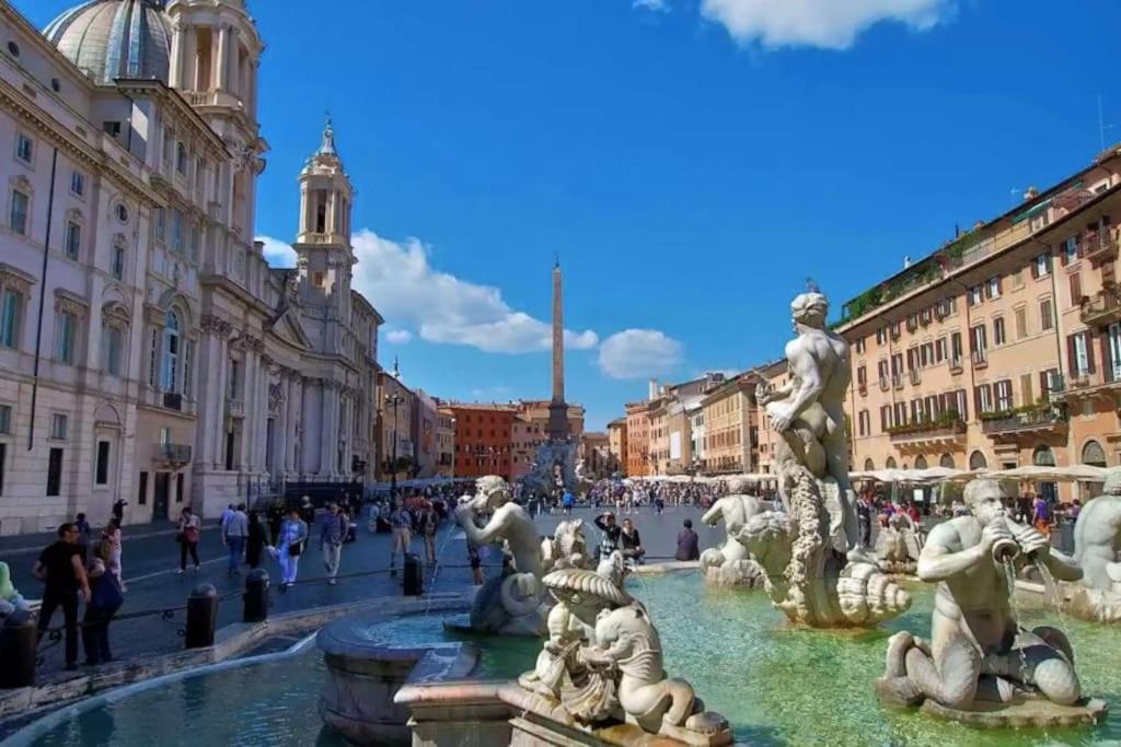 And Historic Rione Near Colosseo * Rom